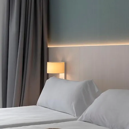 Hotel Costa Encantada & 4*