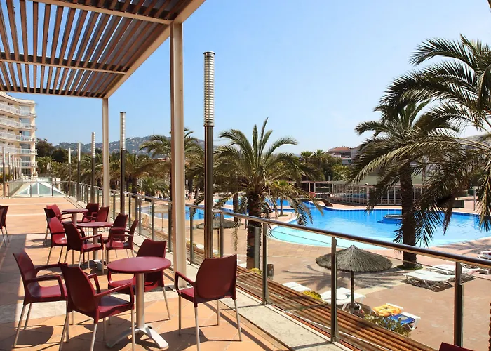 מלון Costa Encantada &