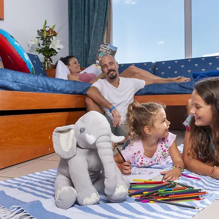 Costa Encantada יורט דה מאר