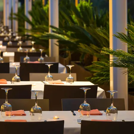 Costa Encantada 4*