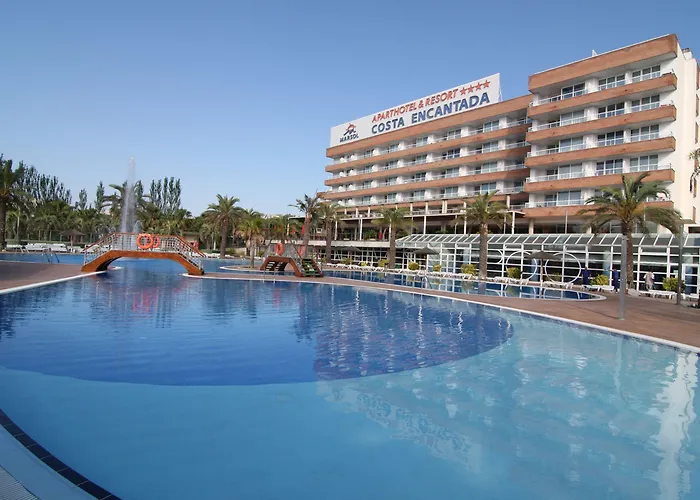 Costa Encantada & 4*