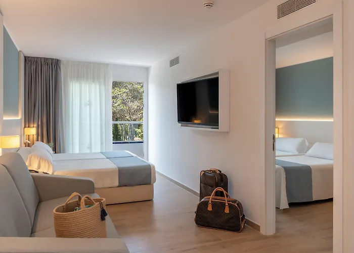 Hotel Costa Encantada & 4*